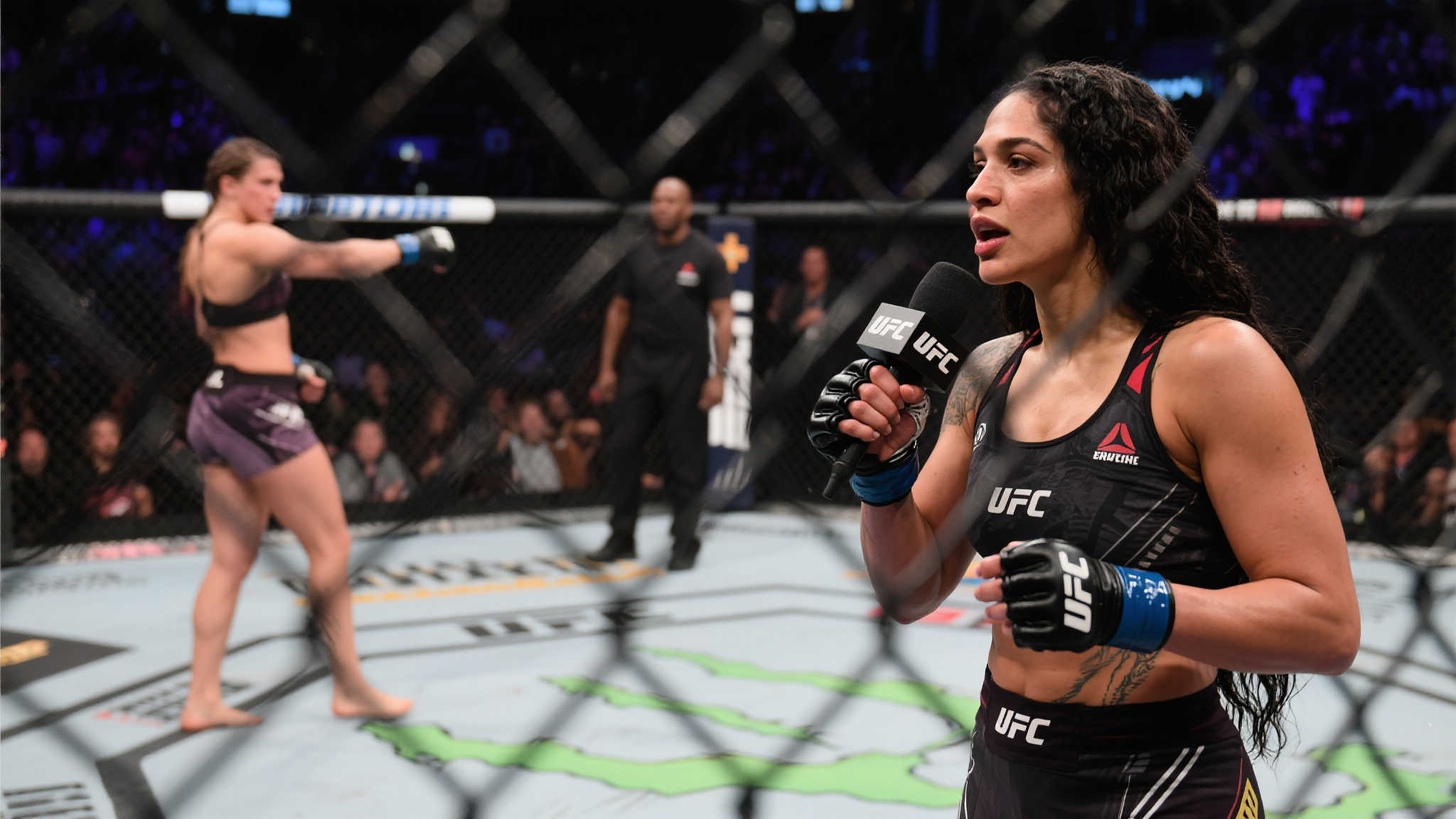 方面展示出 方面展示出